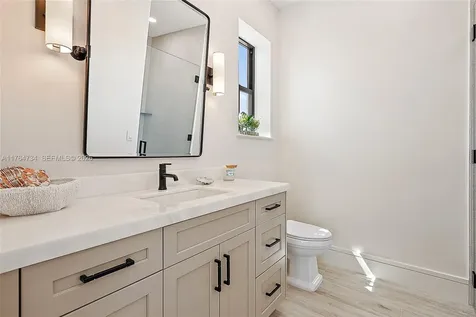 325 N Fairway Tequesta FL 33469