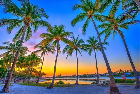 325 N Fairway Tequesta FL 33469