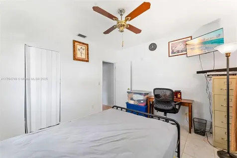 1462 NE 118th Street Miami FL 33161