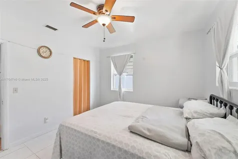 1462 NE 118th Street Miami FL 33161