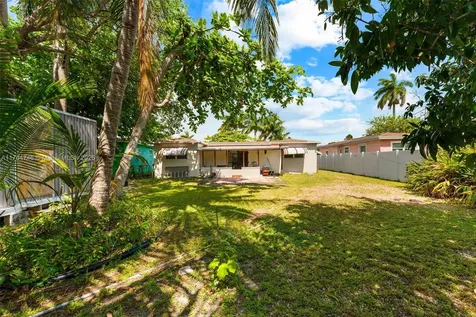 1462 NE 118th Street Miami FL 33161