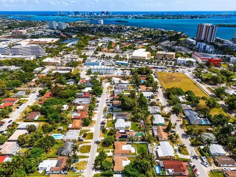 1462 NE 118th Street Miami FL 33161