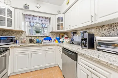 1462 NE 118th Street Miami FL 33161