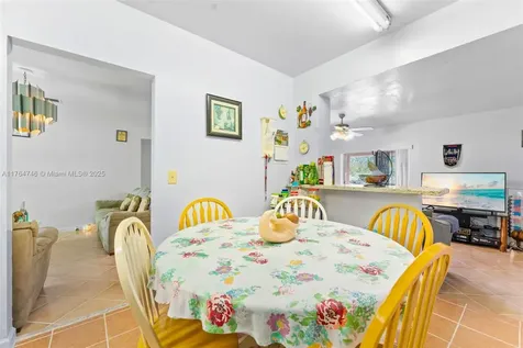 1462 NE 118th Street Miami FL 33161