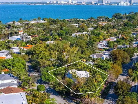 4213 Nautilus Drive Miami Beach FL 33140