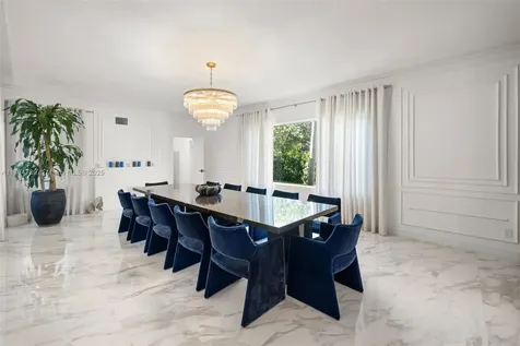 4213 Nautilus Drive Miami Beach FL 33140