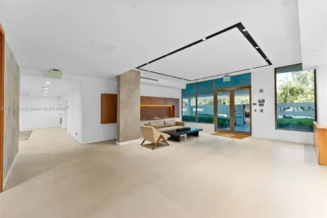 13800 Highland Drive North Miami Beach FL 33181