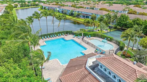 3229 Laurel Ridge Circle Riviera Beach FL 33404