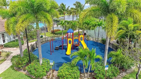 3229 Laurel Ridge Circle Riviera Beach FL 33404