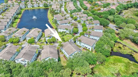 3229 Laurel Ridge Circle Riviera Beach FL 33404