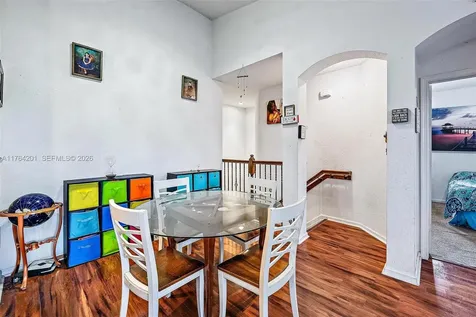 3229 Laurel Ridge Circle Riviera Beach FL 33404