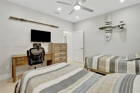 10190 SW 114th Terrace Miami FL 33176