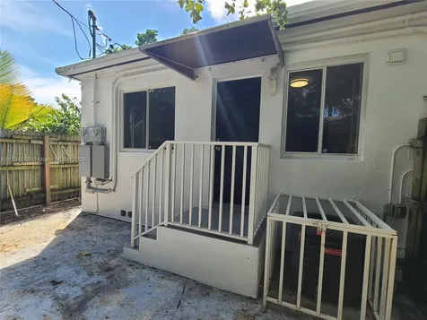 5545 NE Miami Place Miami FL 33137