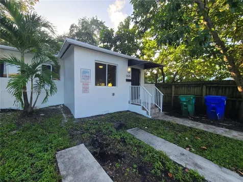 5545 NE Miami Place Miami FL 33137