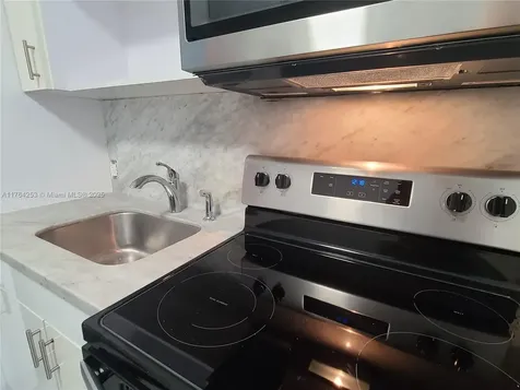 5545 NE Miami Place Miami FL 33137