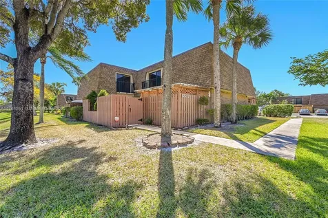 5517 NW 59th Place Tamarac FL 33319
