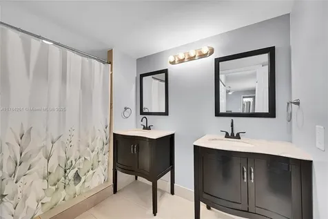 5517 NW 59th Place Tamarac FL 33319