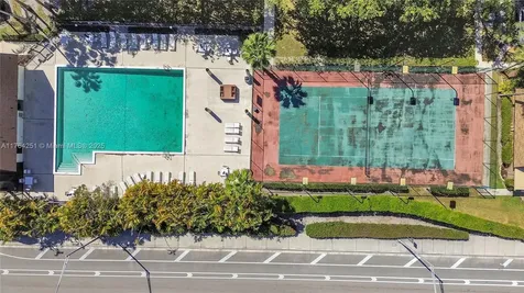 5517 NW 59th Place Tamarac FL 33319