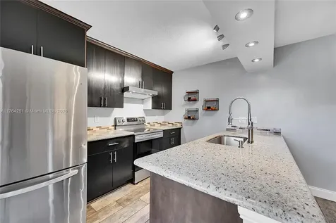 5517 NW 59th Place Tamarac FL 33319