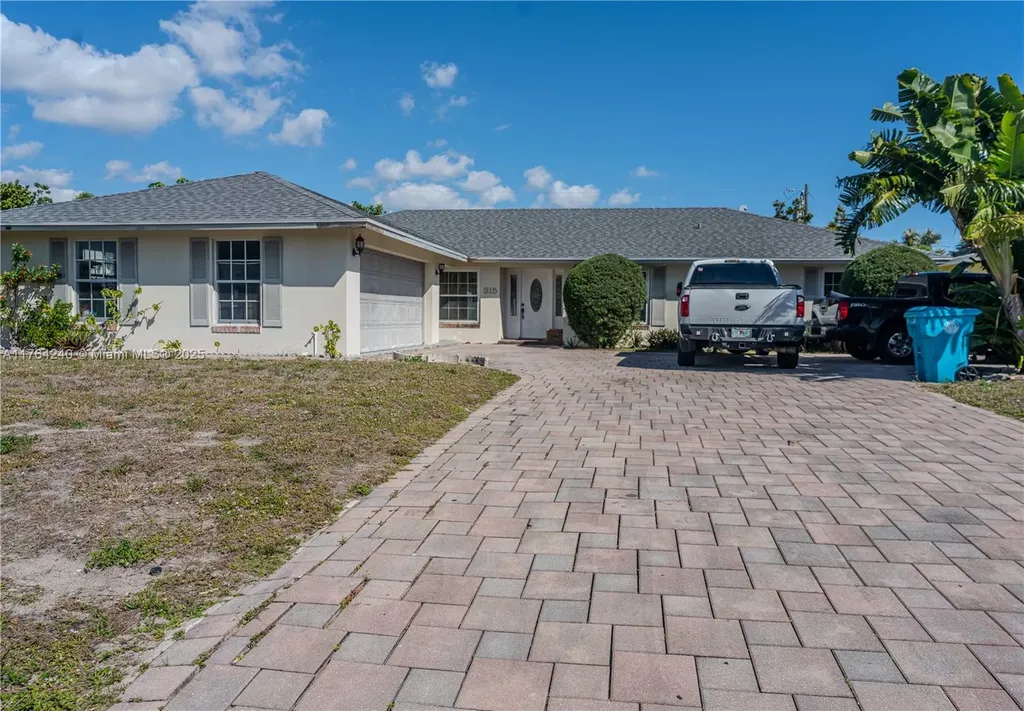 315 SW 12th Avenue Boynton Beach FL 33435