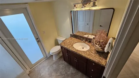 3851 NW 7th Place Deerfield Beach FL 33442