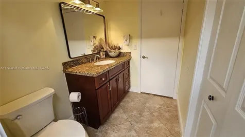 3851 NW 7th Place Deerfield Beach FL 33442