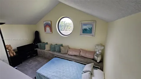 3851 NW 7th Place Deerfield Beach FL 33442