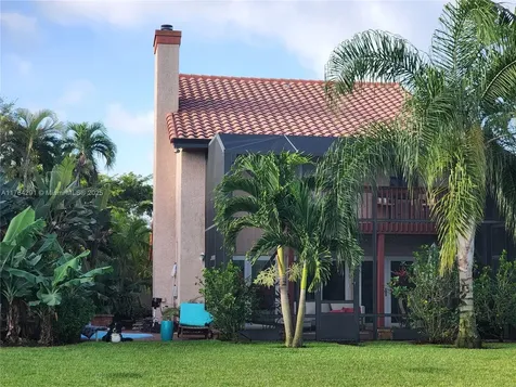 3851 NW 7th Place Deerfield Beach FL 33442