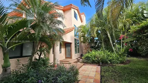 3851 NW 7th Place Deerfield Beach FL 33442