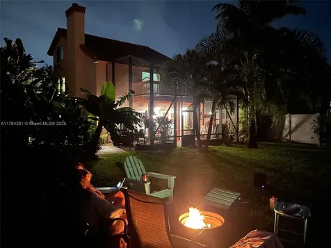 3851 NW 7th Place Deerfield Beach FL 33442