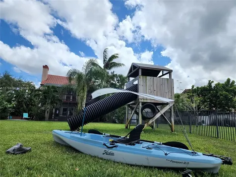 3851 NW 7th Place Deerfield Beach FL 33442