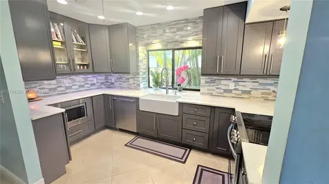 3851 NW 7th Place Deerfield Beach FL 33442