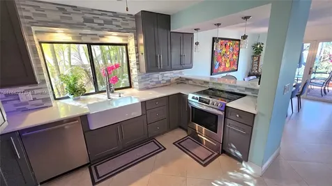3851 NW 7th Place Deerfield Beach FL 33442