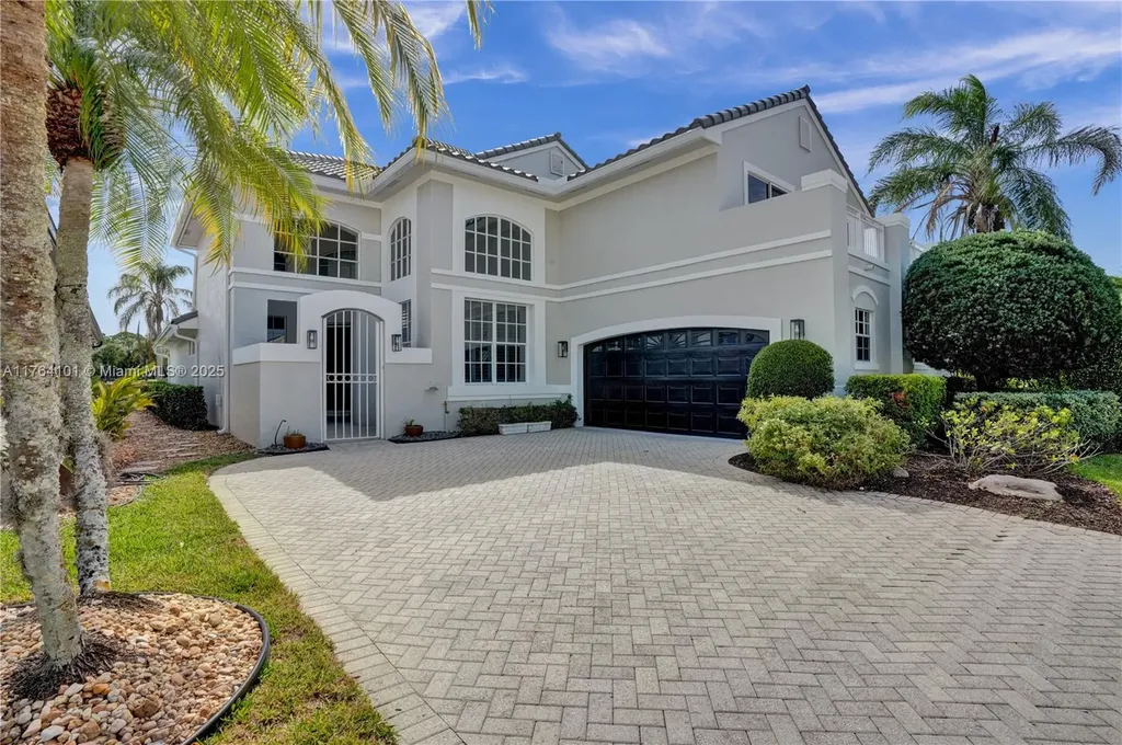 8272 Bob O Link Drive West Palm Beach FL 33412