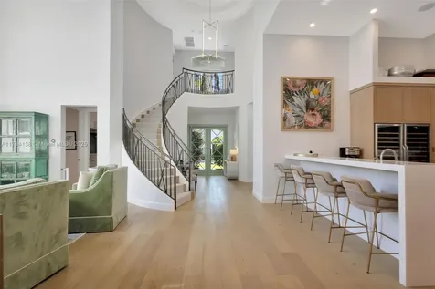 529 Les Jardin Drive Palm Beach Gardens FL 33410