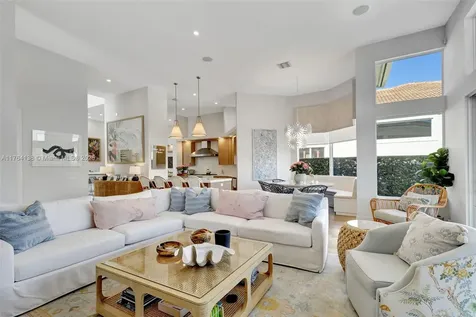 529 Les Jardin Drive Palm Beach Gardens FL 33410