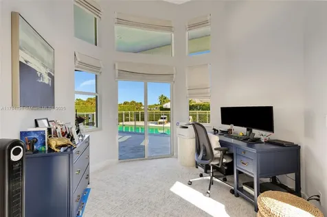 529 Les Jardin Drive Palm Beach Gardens FL 33410