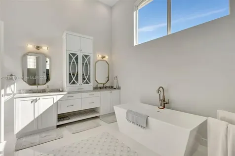 529 Les Jardin Drive Palm Beach Gardens FL 33410