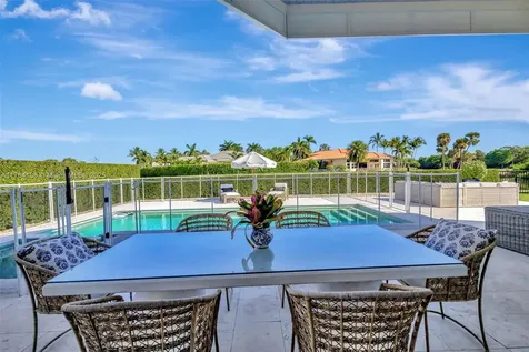 529 Les Jardin Drive Palm Beach Gardens FL 33410