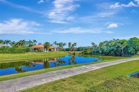 529 Les Jardin Drive Palm Beach Gardens FL 33410