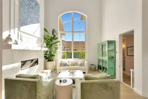 529 Les Jardin Drive Palm Beach Gardens FL 33410