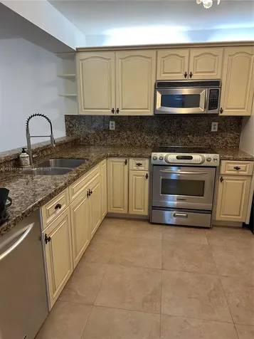 13199 SW 11th Lane Circle Miami FL 33184
