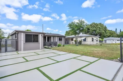 85 NE 171st Terrace North Miami Beach FL 33162