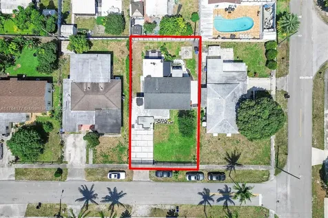 85 NE 171st Terrace North Miami Beach FL 33162