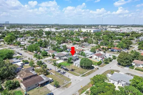 85 NE 171st Terrace North Miami Beach FL 33162