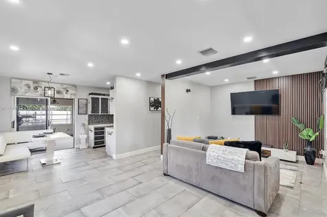 85 NE 171st Terrace North Miami Beach FL 33162