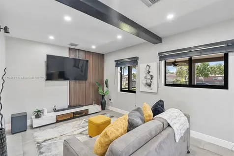 85 NE 171st Terrace North Miami Beach FL 33162