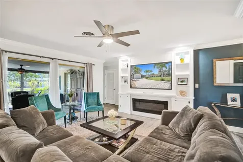 2000 NW 34th Street Oakland Park FL 33309