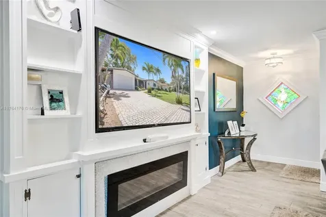 2000 NW 34th Street Oakland Park FL 33309