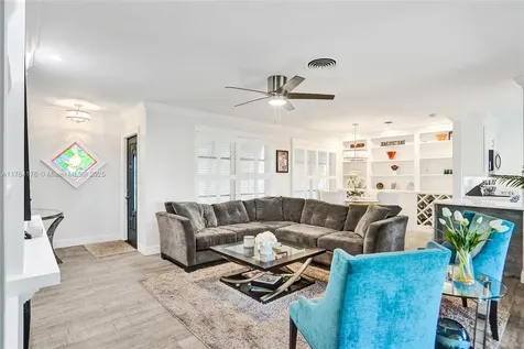 2000 NW 34th Street Oakland Park FL 33309